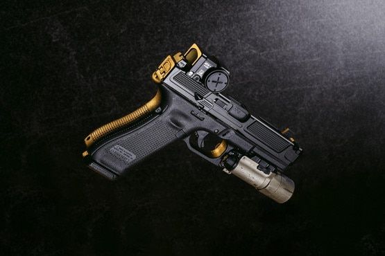 Primary Arms HTX-1 Enclosed red dot sight direct mounted to a GLOCK 19